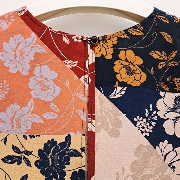 Johnny Was 100% Silk Top size Large New With Tag - Picture 5 of 8